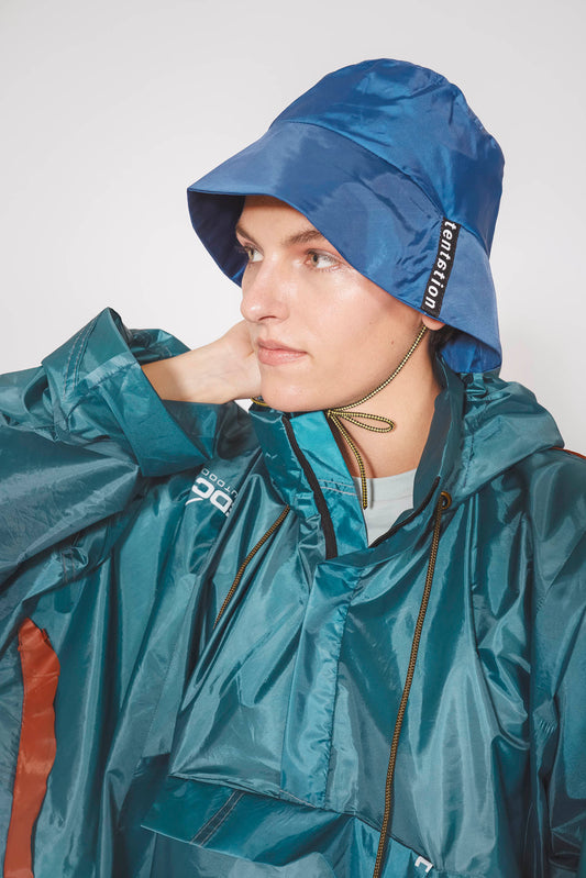 tentation RAIN HAT